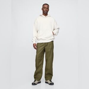 NWT! GAP Army Green Twill Parachute Baggy Pants - Size XL 🩷